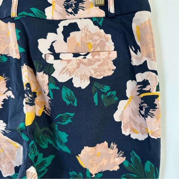 Banana Republic Floral Print Cropped Pants - Picture 3 of 5
